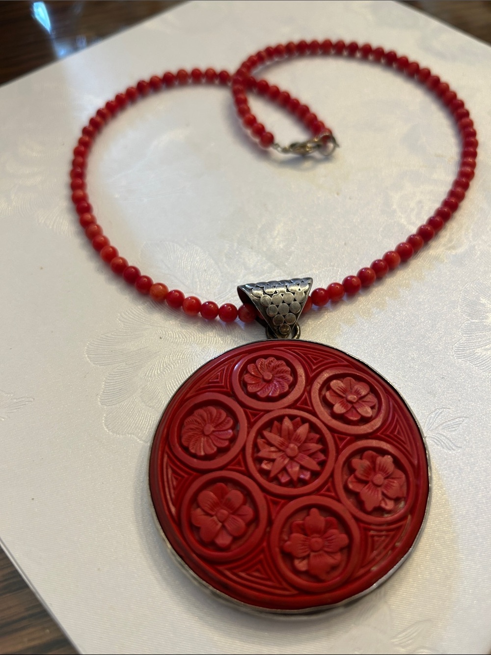 Red Floral Carved Pendant Necklace - Women Jewelry